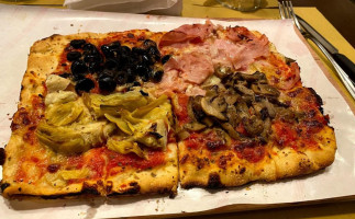 Pizzeria Tre Archi food