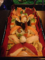 Lii Sushi food