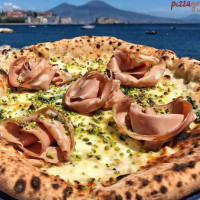 Pizza Gourmet Giuseppe Vesi food