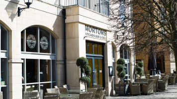 Mortons Kitchen, Bar & Deli food