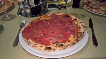 Pizzeria La Colomba food