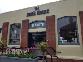 The Bank House Coffee Shop outside