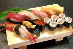 Miyumi Sushi food