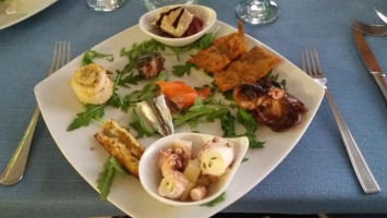 Refresh Pizzo Di Pesce Fresco E Sushi In Riva Al Mare Con Servizio Catering food
