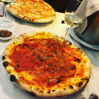 Pizzeria Dalmata food