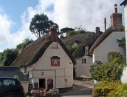 The Shipwrights Arms outside