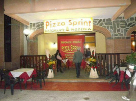 Pizza Sprint food