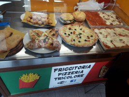 Friggitoria E Pizzeria Tricolore food