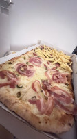 Aldi Pizza Di Eridion Hatia food