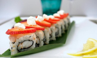 Kimiama Sushi food