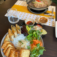 Nunu Vietnamita food