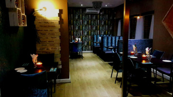 Karahi Lounge inside