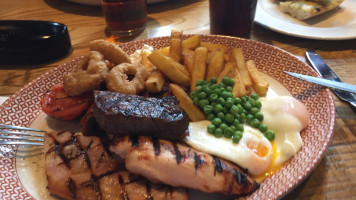 The Railway Ember Inn food