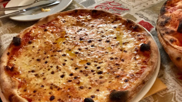 Pizzeria Vaccaro food
