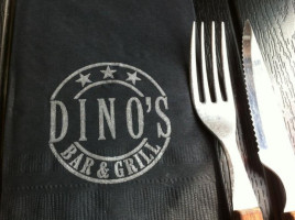 Dino’s Grill food