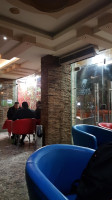 Haroun Cafe outside