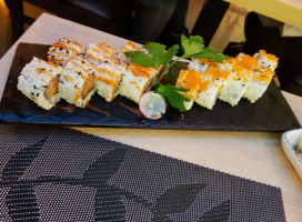 Sushi Yuxi inside