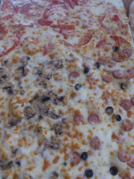 La Pizza Di Ma.ma food