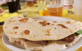 Ilde Il Etto Della Buona Piadina food