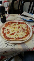 Pizzeria I Gemelli food