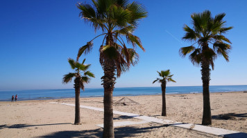 La Taverna Del Conchiglia Beach outside