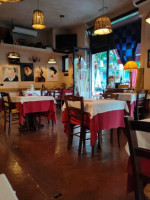 Trattoria Della Gloria inside