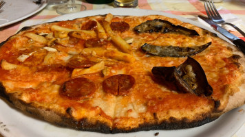 Pizzeria Rovella food