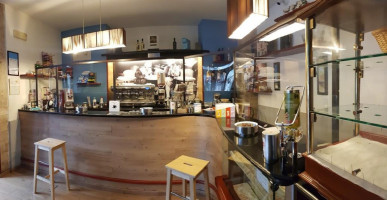 Coffee Room Di Michele Summo inside