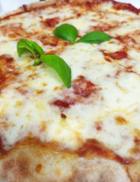 Pizzeria Pizza Nostra food