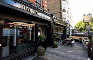 The Black Lion NW6 outside