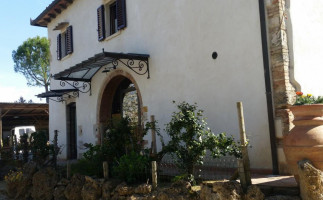 Azienda Agricola Polveraia Cucina Tipica, Oasi Di Relax Immerso Nella Natura inside