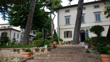 Villa San Paolo Resort San Gimignano outside