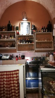 Vineria Tola food