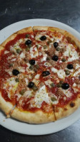 Hollywood Pizzeria food