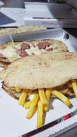 Pizzeria Della Regione food