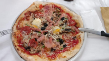 Olio Origano Pizzeria food