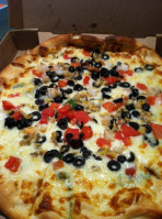 City Pizza Grill food