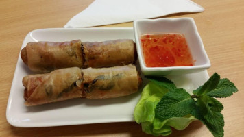 Banh Mi 108 food