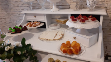 Pasticceria Di Costanzo food