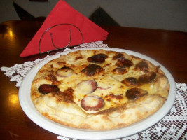Corsara Pizza food