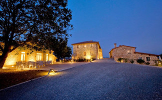 Villa Il Castagno Wine Resort outside