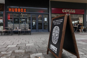 HUBBOX outside