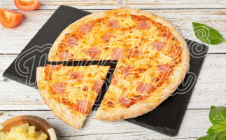 Mizzoni's Pizza Gorey food