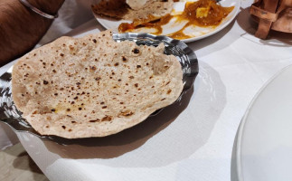 Shakira Indian Cuisine food