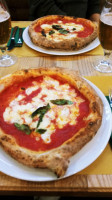 Mozzarella E Basilico Siena food