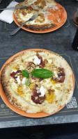 Oven King Pizzeria Somma Vesuviana food