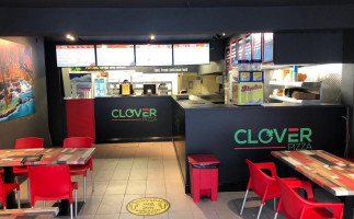 Clover Pizza Dungarvan inside