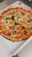 La Fonte Rosticceria Pizzeria food