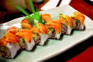 Yoshi Sushi food