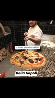 Bella Napoli food